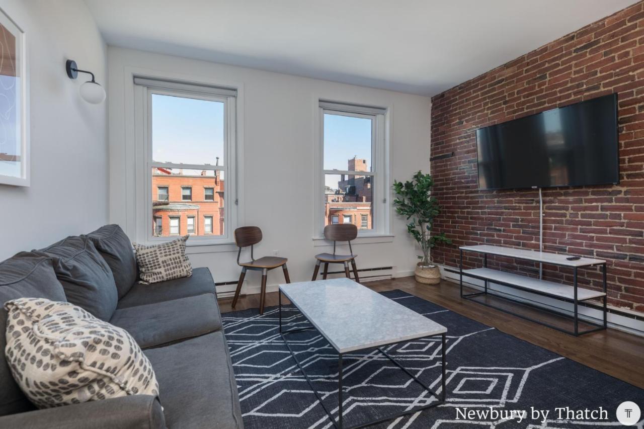 304 Newbury Street By Thatch Boston Eksteriør billede