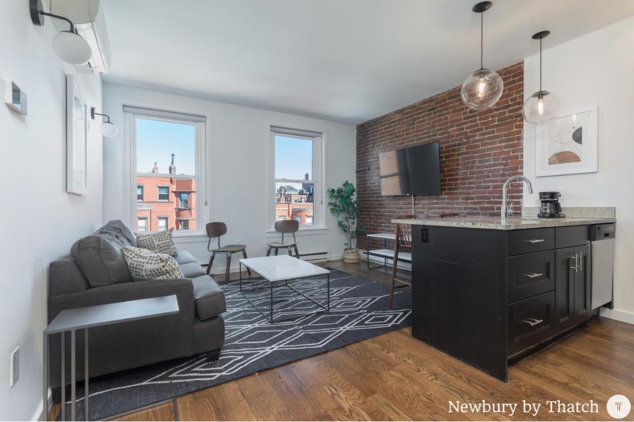 304 Newbury Street By Thatch Boston Eksteriør billede