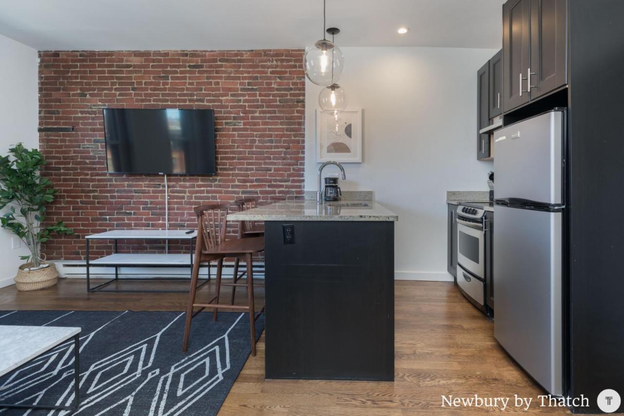 304 Newbury Street By Thatch Boston Eksteriør billede