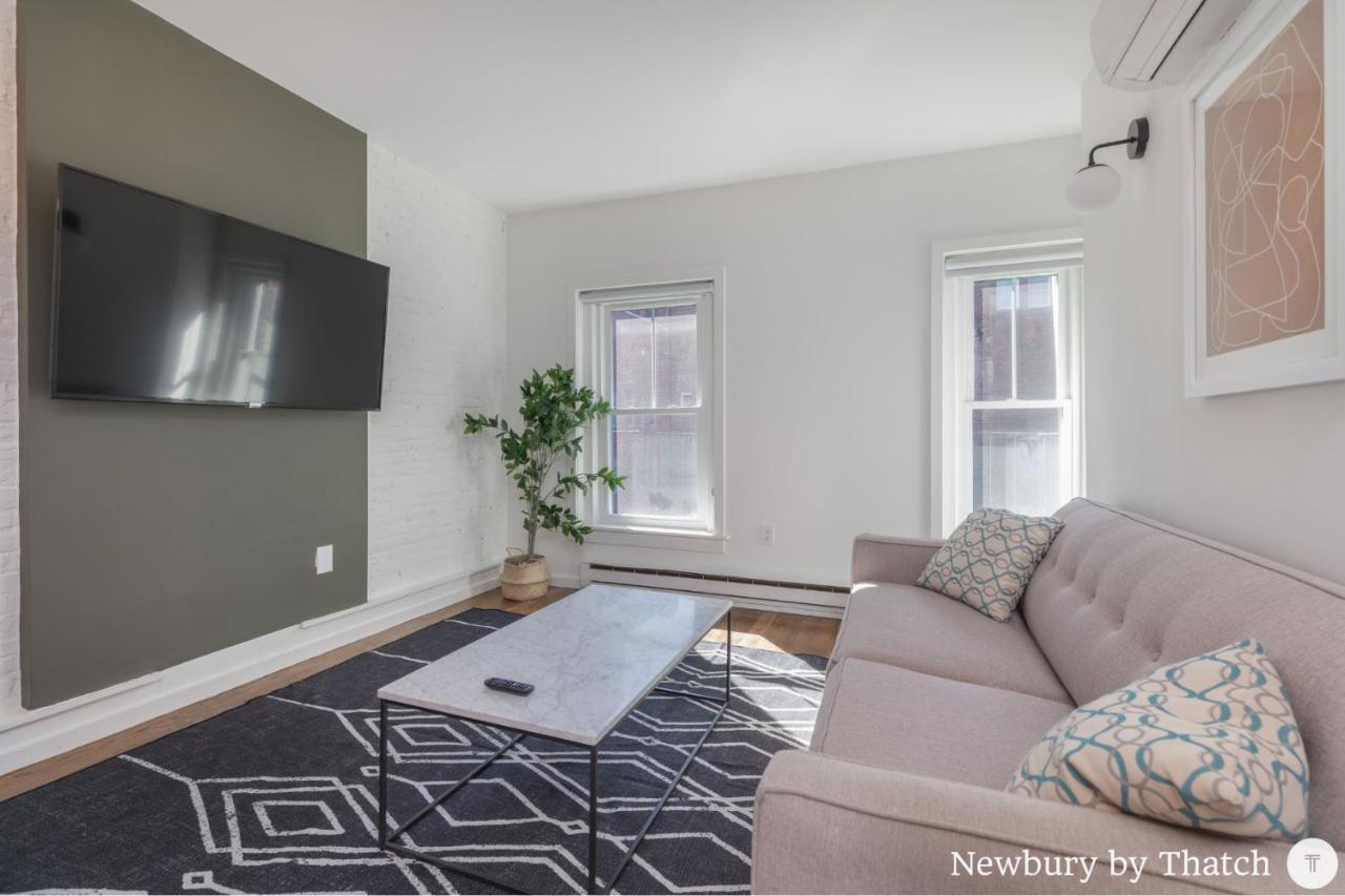 304 Newbury Street By Thatch Boston Eksteriør billede