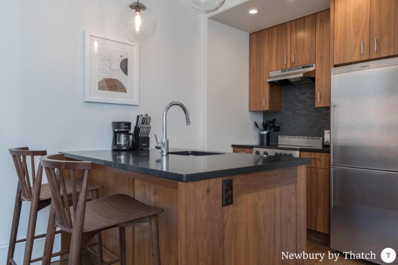 304 Newbury Street By Thatch Boston Eksteriør billede