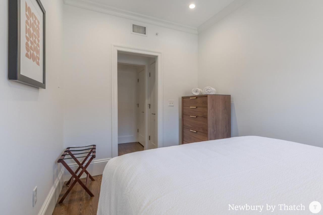 304 Newbury Street By Thatch Boston Eksteriør billede