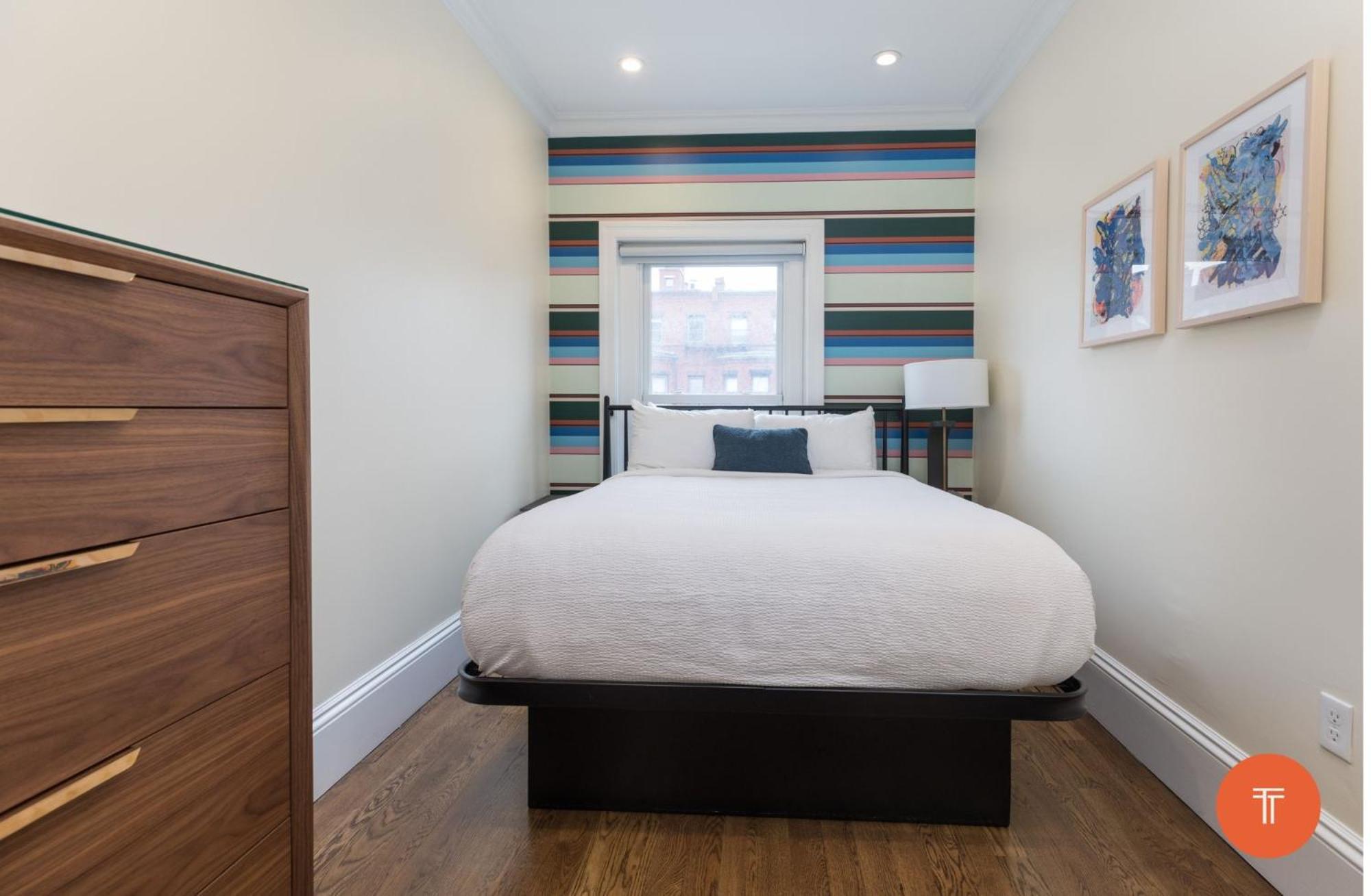 304 Newbury Street By Thatch Boston Eksteriør billede
