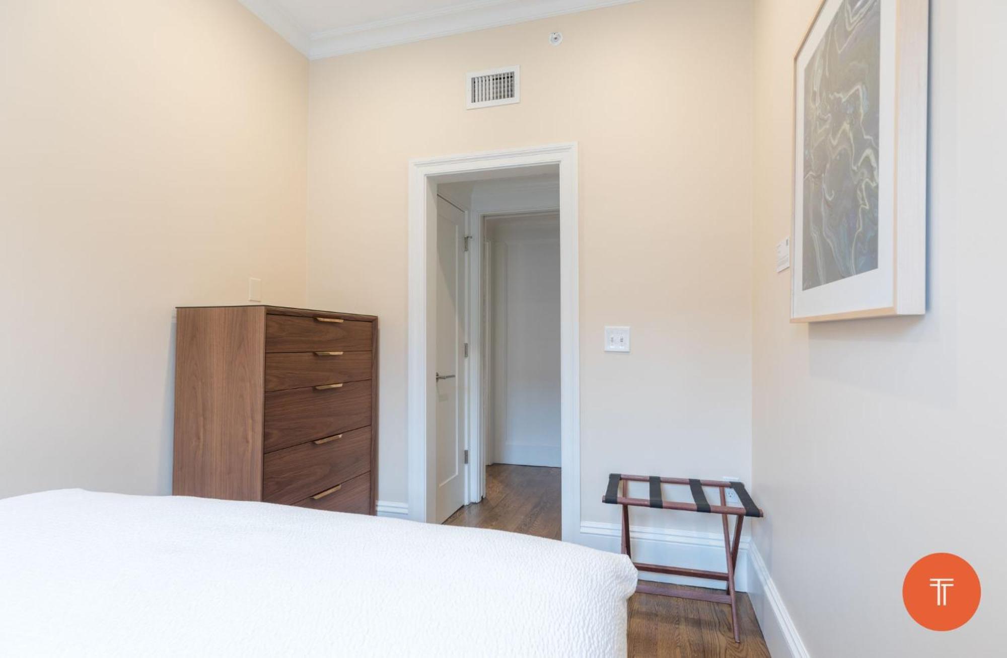 304 Newbury Street By Thatch Boston Eksteriør billede